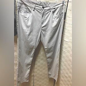 Size 42x32 Travis Mathew’s golf pants . New with tags.